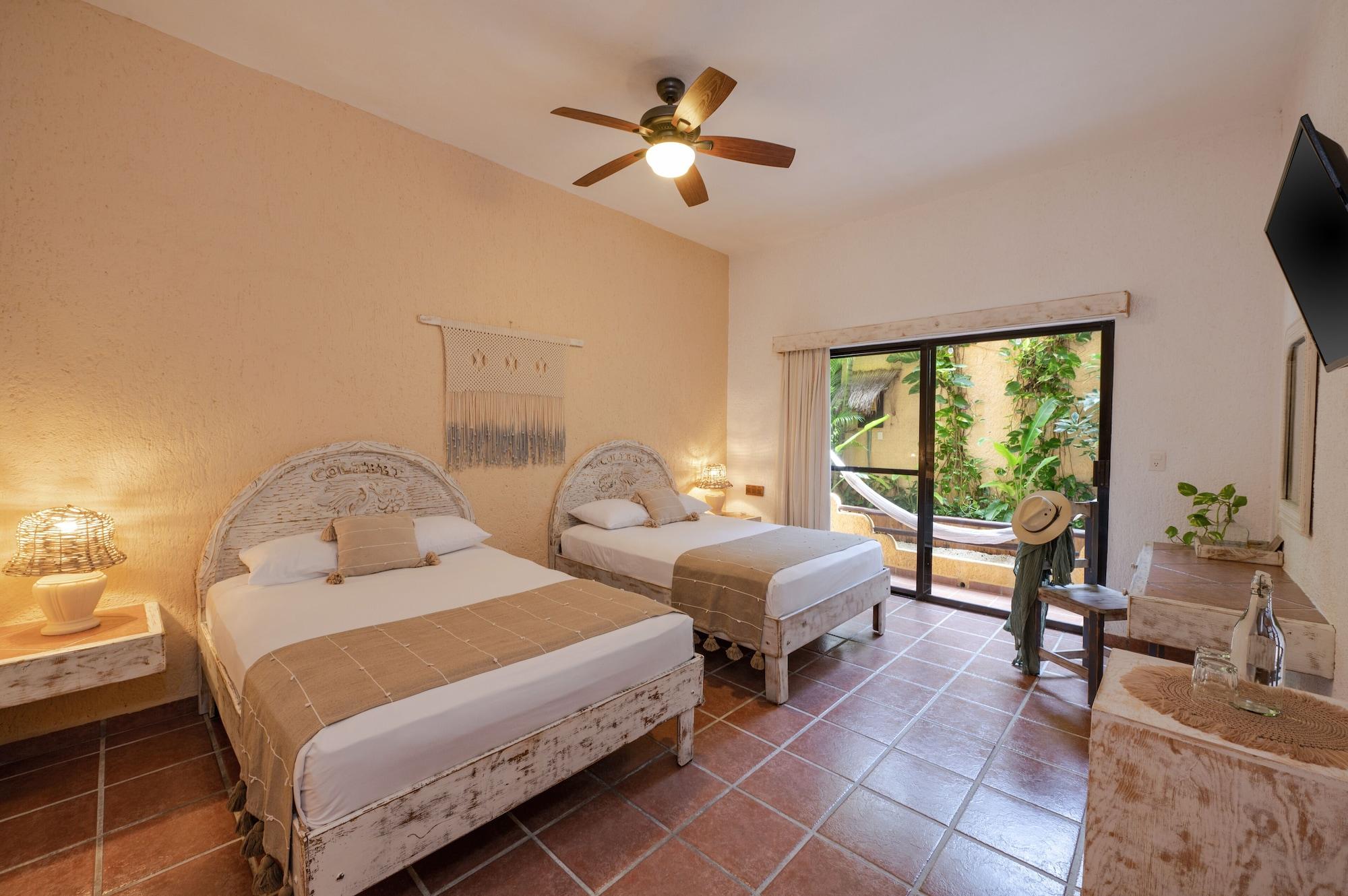 Hotel Casa Colibri Плая-дель-Кармен Экстерьер фото