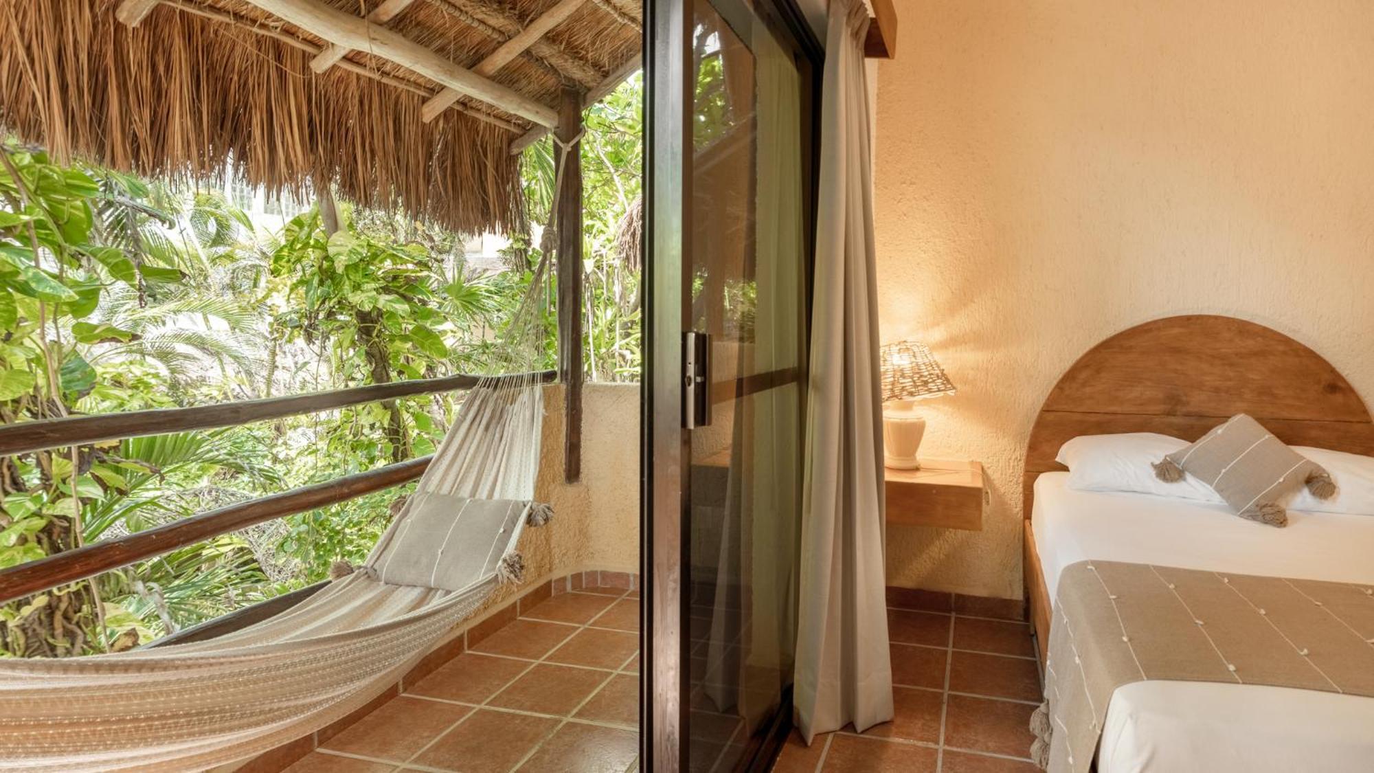Hotel Casa Colibri Плая-дель-Кармен Экстерьер фото
