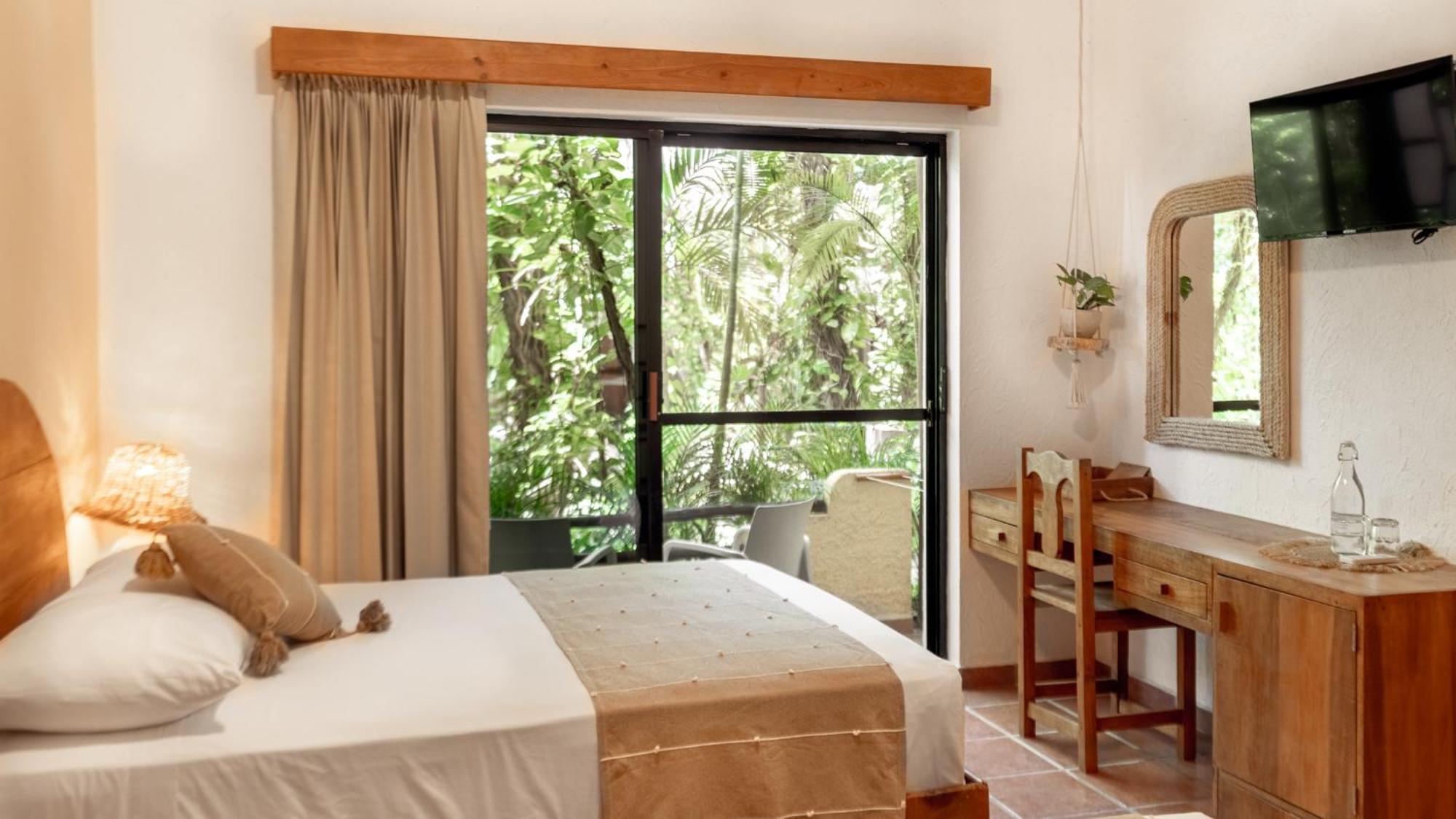 Hotel Casa Colibri Плая-дель-Кармен Экстерьер фото