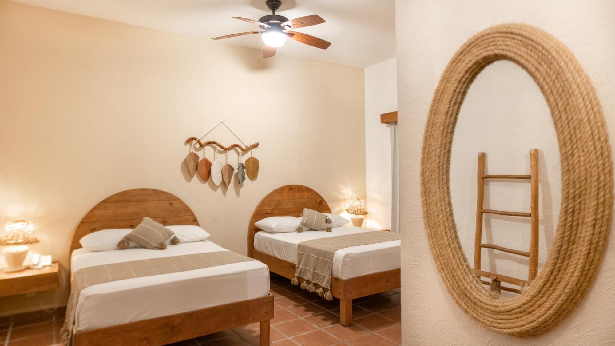 Hotel Casa Colibri Плая-дель-Кармен Экстерьер фото